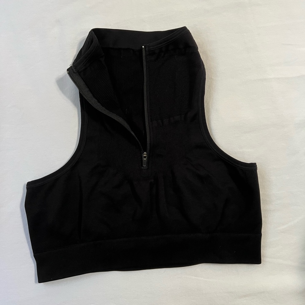 Zella zip up bra top🖤So cute and sexy!